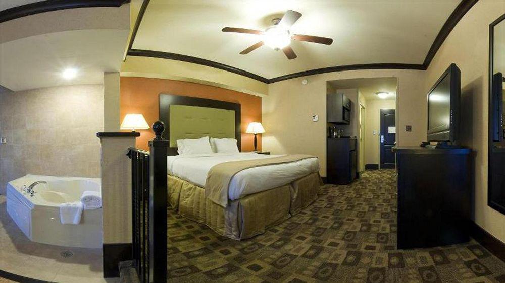 Holiday Inn Express Hotel & Suites Columbia-Fort Jackson By Ihg Esterno foto