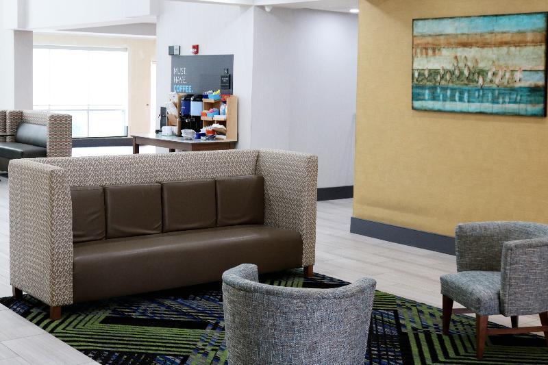 Holiday Inn Express Hotel & Suites Columbia-Fort Jackson By Ihg Esterno foto